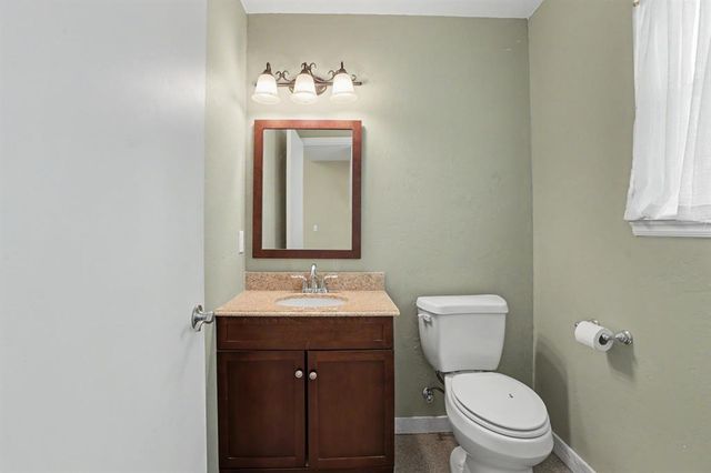 2710 Shoreline Drive, Norman, OK 73026