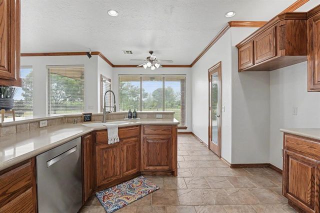 2710 Shoreline Drive, Norman, OK 73026