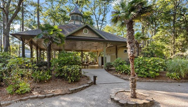 2541 Mariners Way SE, Southport, NC 28461