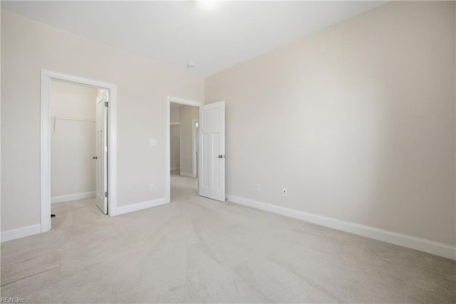 3135 Patrick Henry DR, Chesapeake, VA 23323
