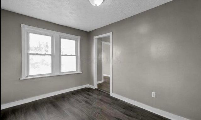 1371 E 23rd Avenue, Columbus, OH 43211