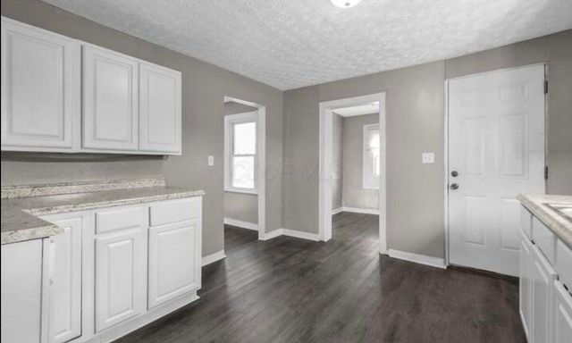 1371 E 23rd Avenue, Columbus, OH 43211