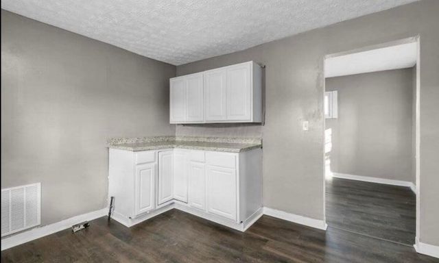 1371 E 23rd Avenue, Columbus, OH 43211