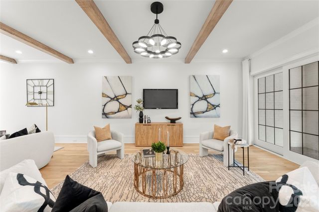4142 Pineview Road, Charlotte, NC 28211