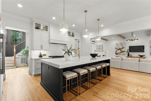 4142 Pineview Road, Charlotte, NC 28211