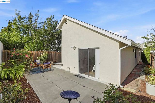 42525 Fern Cir, Fremont, CA 94538