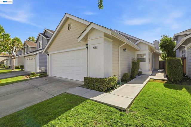 42525 Fern Cir, Fremont, CA 94538