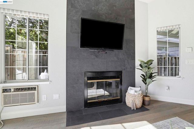 42525 Fern Cir, Fremont, CA 94538