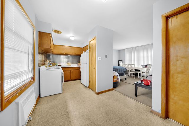 4227 S HARLEM Avenue 2, Stickney, IL 60402