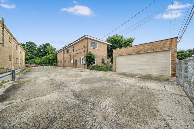 4227 S HARLEM Avenue 2, Stickney, IL 60402