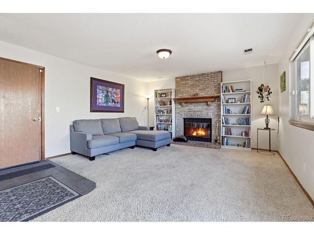 2311 Cliffrose Ln, Louisville, CO 80027