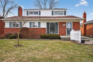 29369 Shackett Avenue, Madison Heights, MI 48071