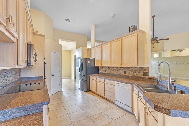 407 THUNDER GULCH COURT, Orlando, FL 32824