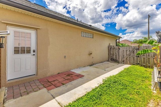 407 THUNDER GULCH COURT, Orlando, FL 32824