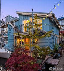 933 N Northlake Way #15, Seattle, WA 98103