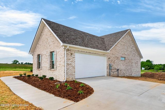 1018 Cordy Ln, Lawrenceburg, KY 40342