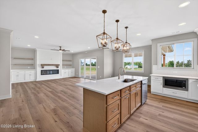 1018 Cordy Ln, Lawrenceburg, KY 40342