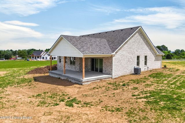 1018 Cordy Ln, Lawrenceburg, KY 40342