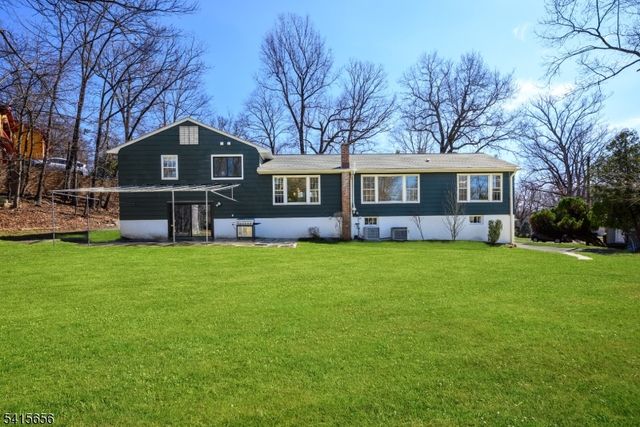 3 Sylvan Ct, Livingston Twp., NJ 07039