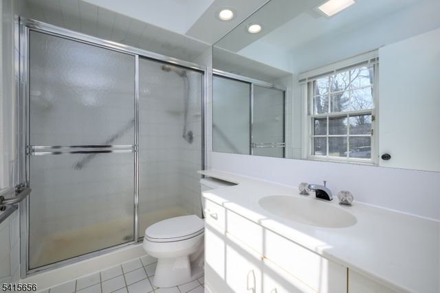 3 Sylvan Ct, Livingston Twp., NJ 07039