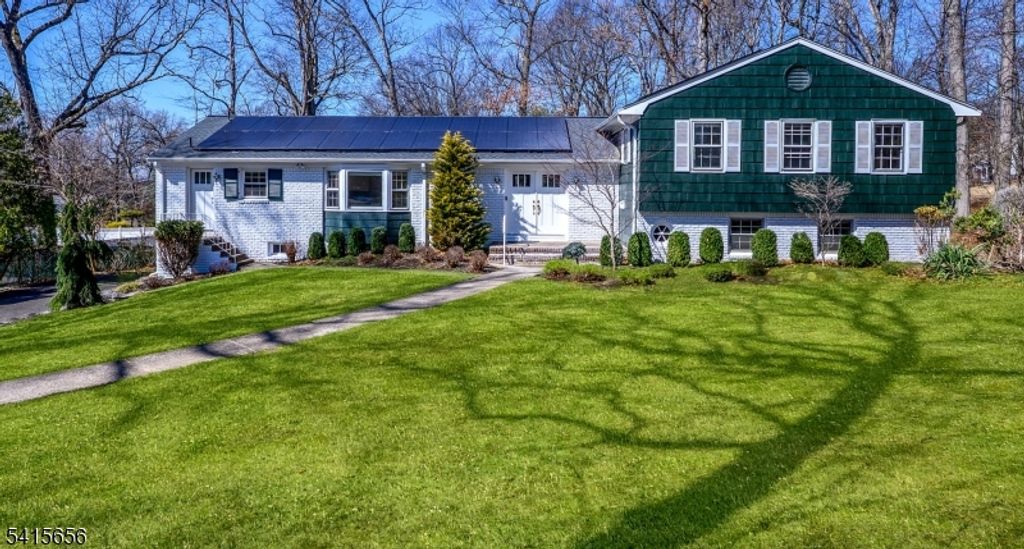 3 Sylvan Ct, Livingston Twp., NJ 07039