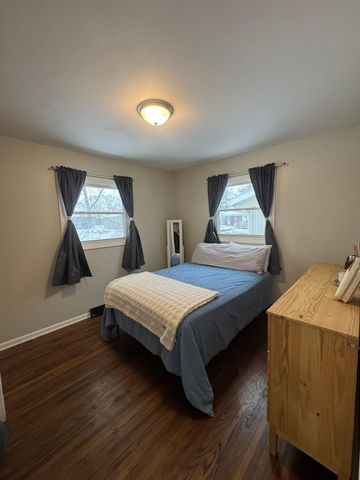 375 Lark Avenue, Maplewood, MN 55117