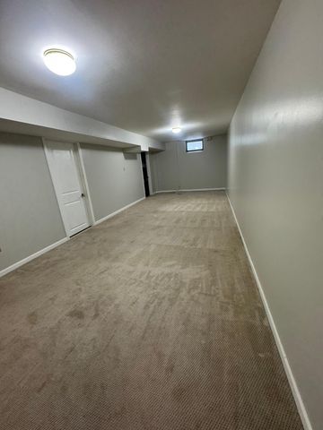 375 Lark Avenue, Maplewood, MN 55117