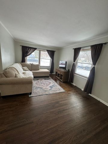 375 Lark Avenue, Maplewood, MN 55117