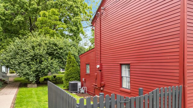 361 S Upper Street, Lexington, KY 40508