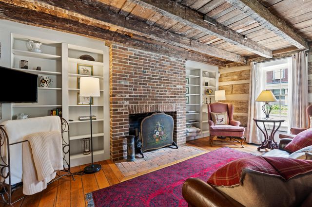 361 S Upper Street, Lexington, KY 40508