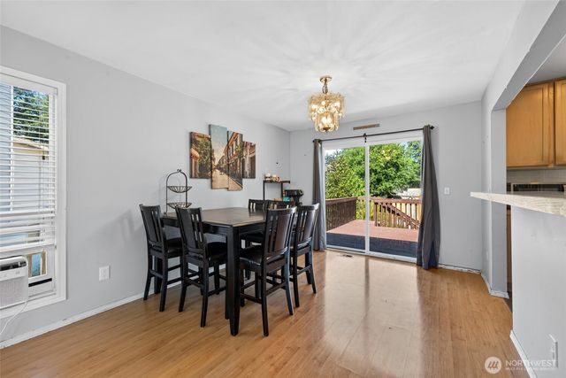 12516 SE 225th Court, Kent, WA 98031