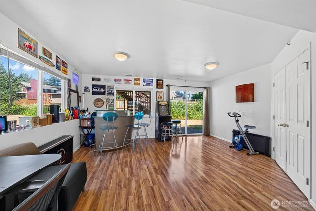 12516 SE 225th Court, Kent, WA 98031