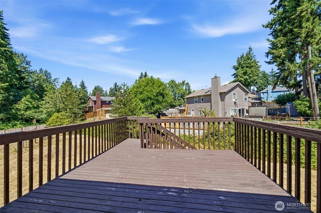 12516 SE 225th Court, Kent, WA 98031