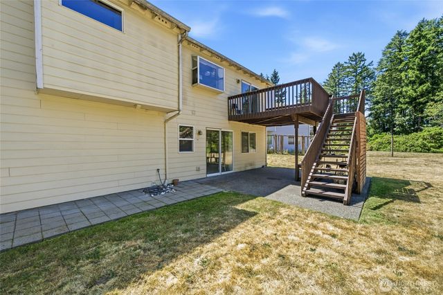12516 SE 225th Court, Kent, WA 98031