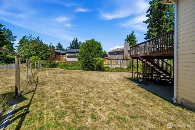 12516 SE 225th Court, Kent, WA 98031