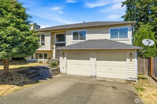 12516 SE 225th Court, Kent, WA 98031