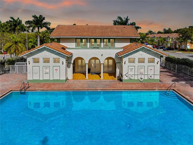 1040 SE 24th Ave, Homestead, FL 33035