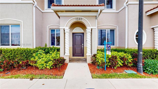 1040 SE 24th Ave, Homestead, FL 33035