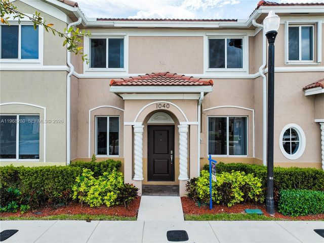 1040 SE 24th Ave, Homestead, FL 33035