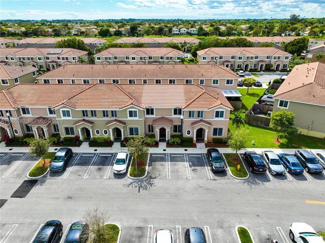 1040 SE 24th Ave, Homestead, FL 33035
