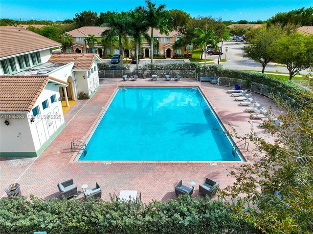 1040 SE 24th Ave, Homestead, FL 33035