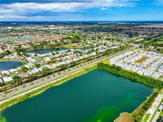 1040 SE 24th Ave, Homestead, FL 33035