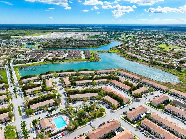 1040 SE 24th Ave, Homestead, FL 33035