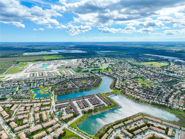 1040 SE 24th Ave, Homestead, FL 33035