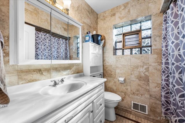 3118 N 76th Court, Elmwood Park, IL 60707