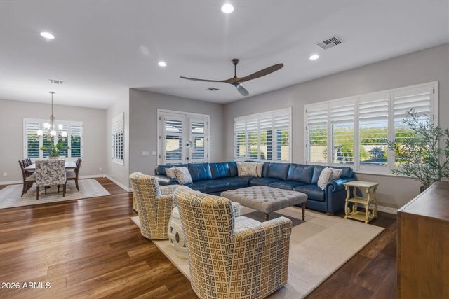 1907 W EL CORTEZ Trail, Phoenix, AZ 85085