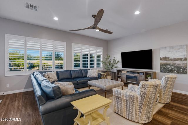 1907 W EL CORTEZ Trail, Phoenix, AZ 85085