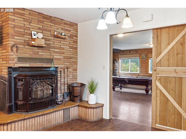 22740 Ne HIGHWAY 240, Newberg, OR 97132
