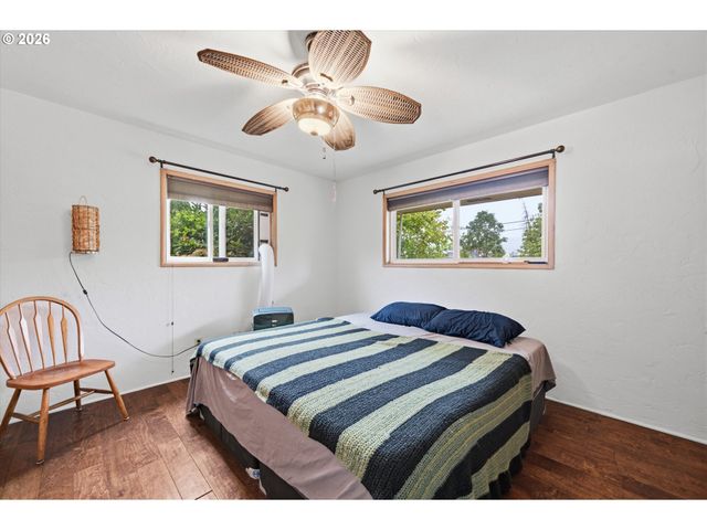 22740 Ne HIGHWAY 240, Newberg, OR 97132