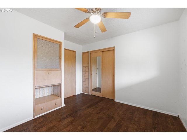 22740 Ne HIGHWAY 240, Newberg, OR 97132